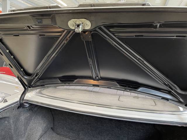 Mercedes-Benz 280 S