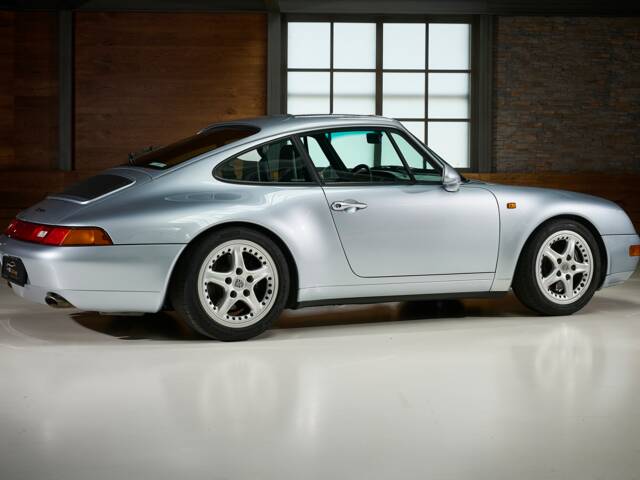 Porsche 911 Carrera