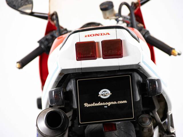 Honda VFR 400 R