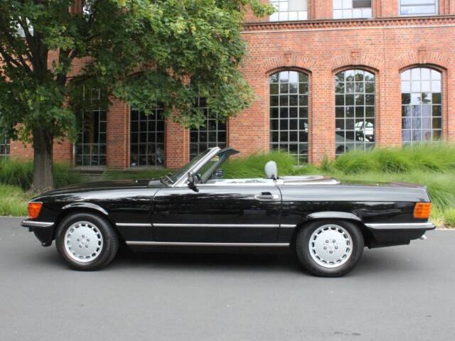 Mercedes-Benz 500 SL