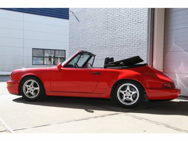 Porsche 911 Carrera 4