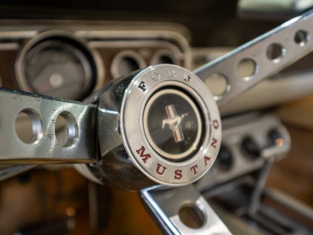 Ford Mustang 289