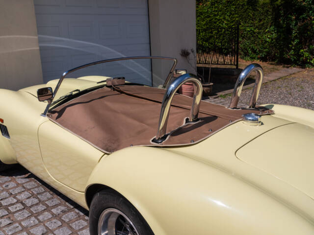 AC Cobra 289