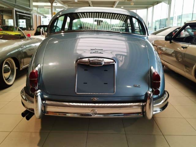 Jaguar Mk II 3.8