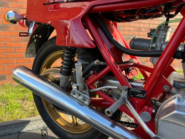 Ducati 900 MHR