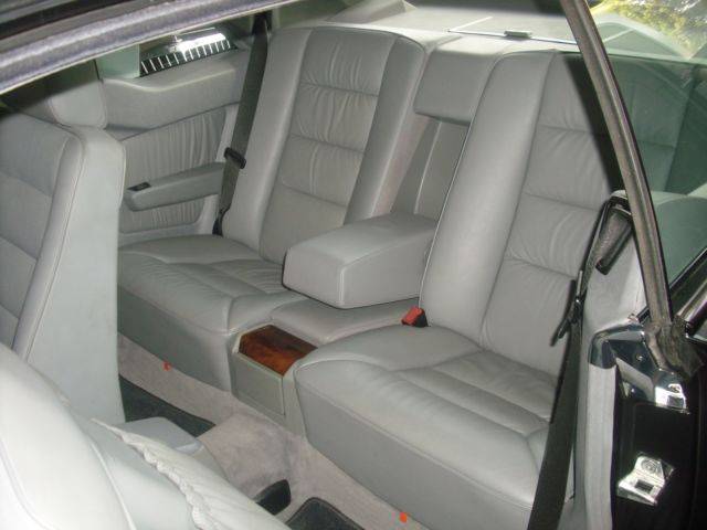 Mercedes-Benz E 320