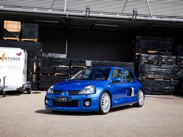 Image 1/50 of Renault Clio II V6 (2004)
