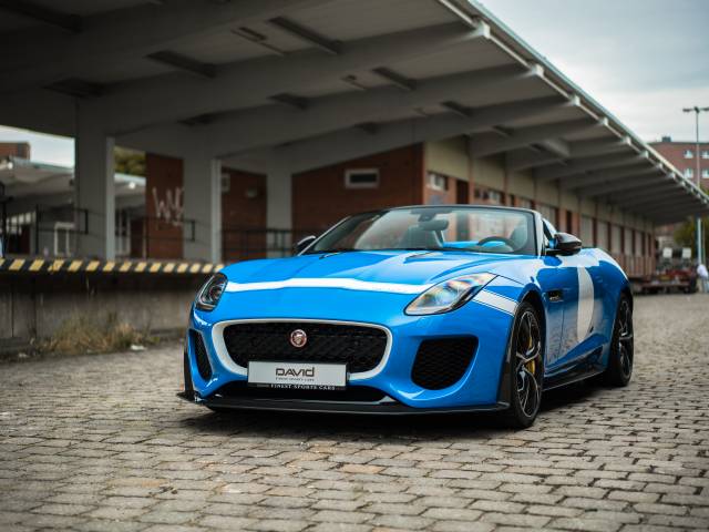 Jaguar F-Type Project 7