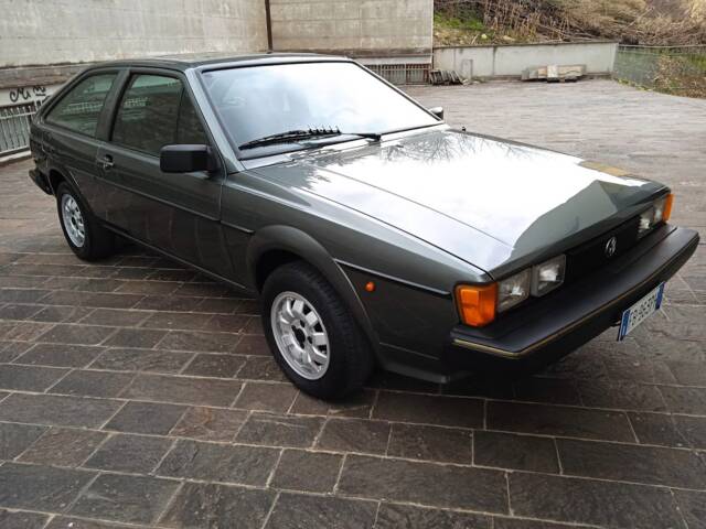 Imagen 1/67 de Volkswagen Scirocco II GT (1984)