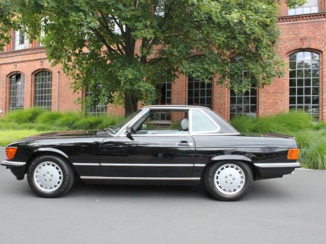 Mercedes-Benz 500 SL