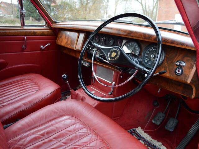 Jaguar Mk II 3.4