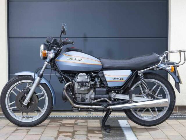 Moto Guzzi V 50 II