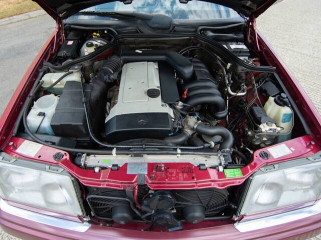 Mercedes-Benz E 320 T
