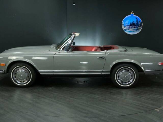 Mercedes-Benz 250 SL