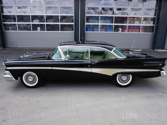 Ford Fairlane 500 Club Victoria