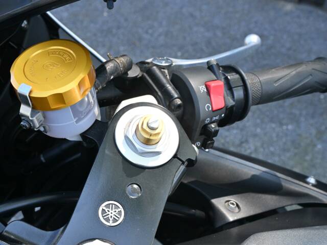 Yamaha YZF-R1