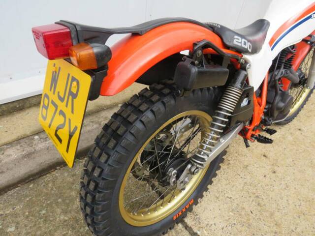 Honda TLR 200