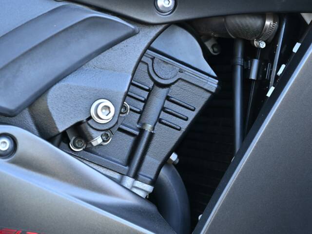Yamaha YZF-R1