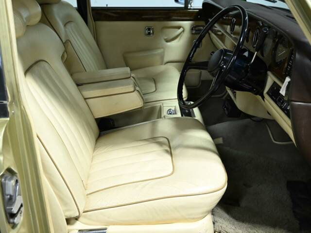Rolls-Royce Silver Shadow II
