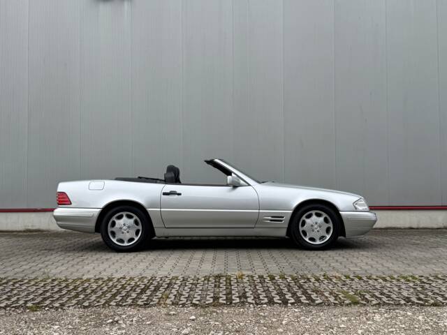 Mercedes-Benz SL 320