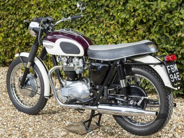Triumph Bonneville T120TT