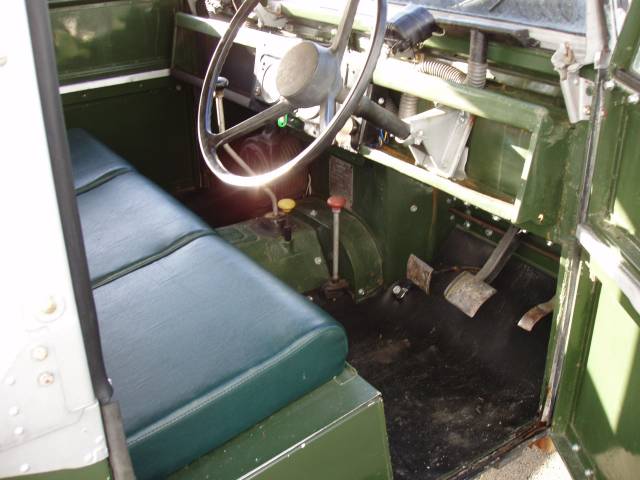 Land Rover 86