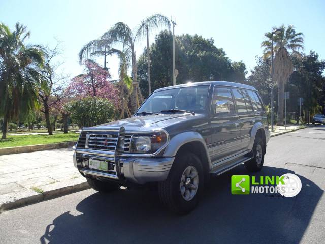 Imagen 1/9 de Mitsubishi Pajero 2500 TD (1997)