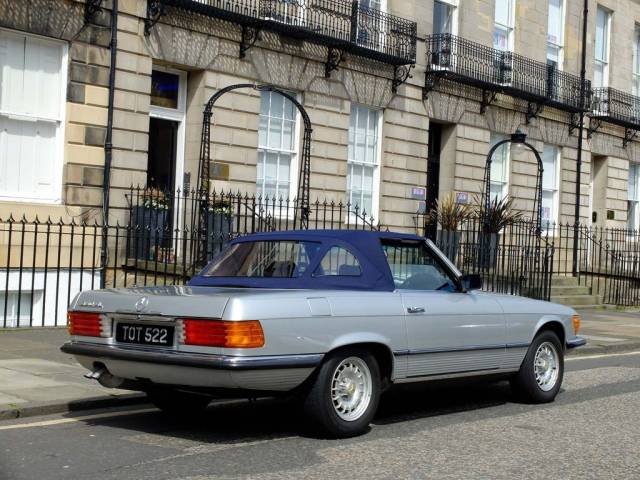 Mercedes-Benz 350 SL