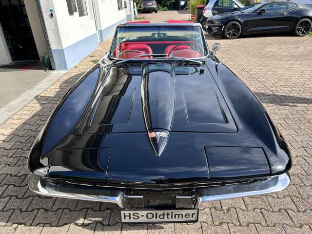 Chevrolet Corvette Sting Ray Convertible