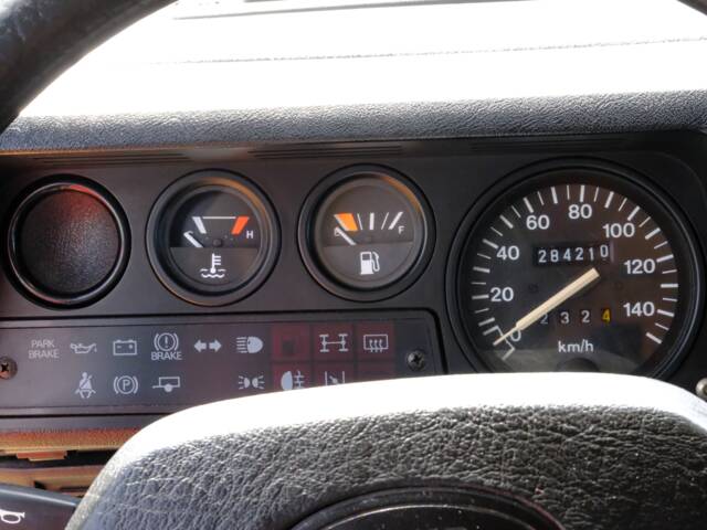 Land Rover Defender 110 300Tdi
