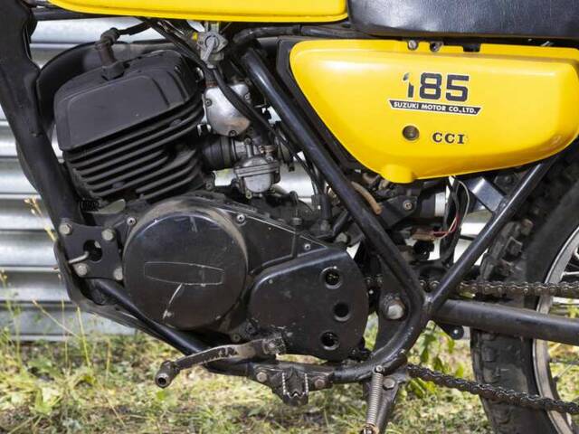 Suzuki TS 185