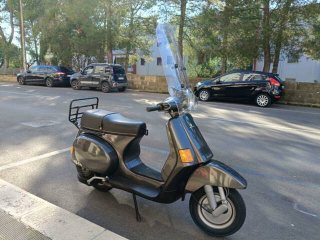 Piaggio Vespa Cosa 125