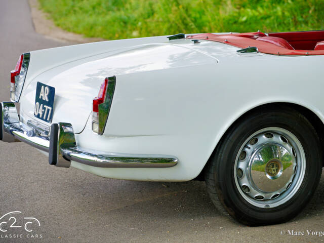 Alfa Romeo 2000 Spider
