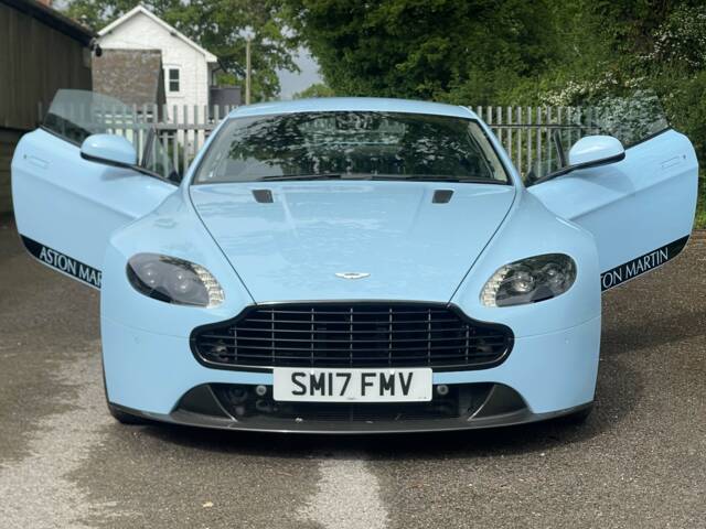 Aston Martin V8 Vantage S