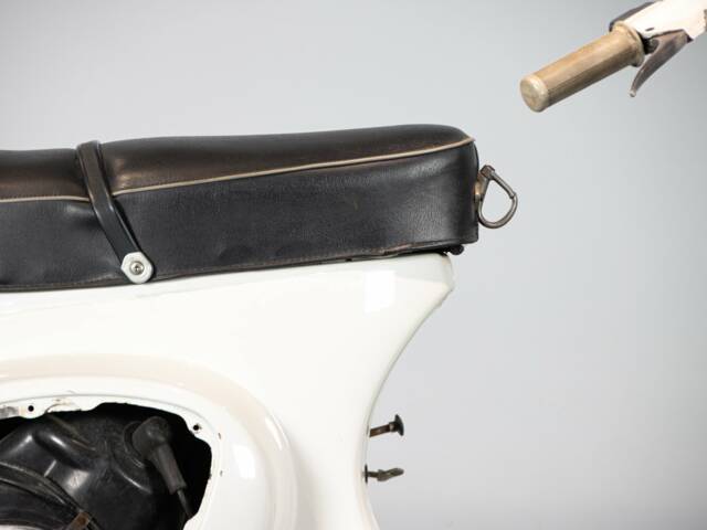 Piaggio Vespa 125 Primavera