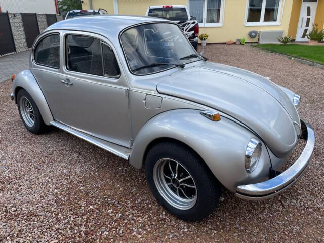 Image 1/28 of Volkswagen Beetle 1303 S (1972)