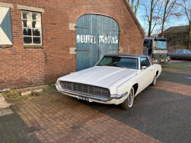 Bild 1/9 von Ford Thunderbird (1968)