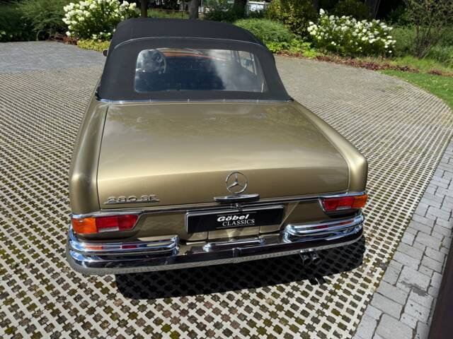 Mercedes-Benz 280 SE