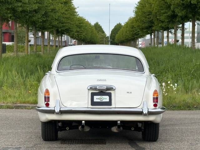 Jaguar Mk X 3.8