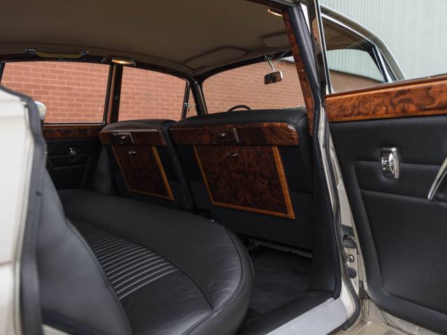 Jaguar Mk X 4.2