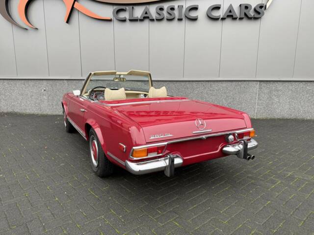 Mercedes-Benz 280 SL