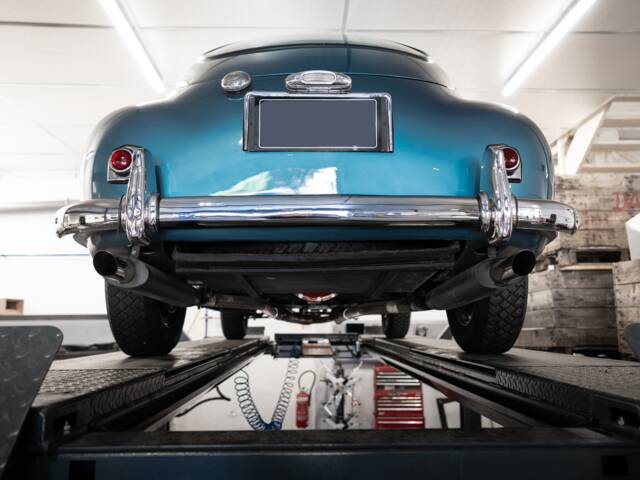 Aston Martin DB 2/4 Mk I