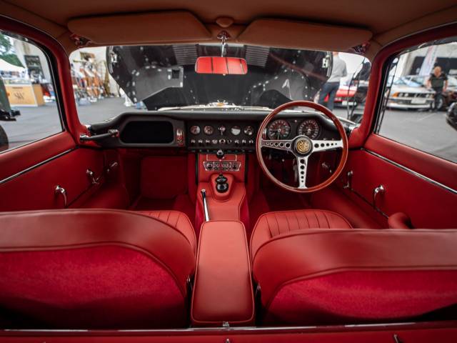 Jaguar E-Type 4.2