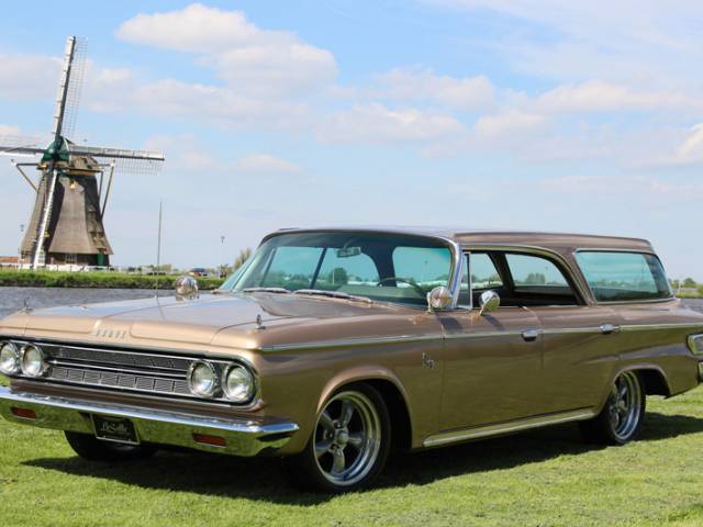 Afbeelding 1/26 van Dodge Custom 880 Hardtop Wagon 361 (1964)