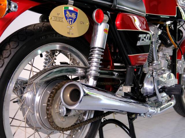 Ducati 750 GT