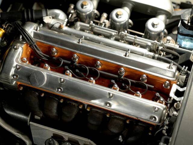 Jaguar E-Type 3.8 Flat Floor