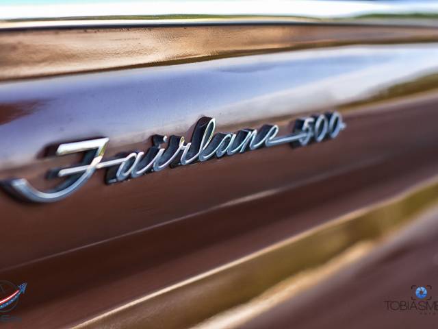 Ford Fairlane 500