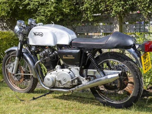 Norton Commando 920
