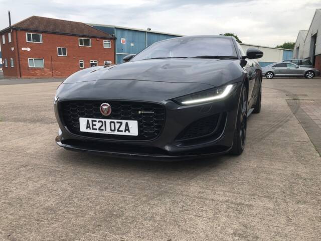 Image 1/7 de Jaguar F-Type (2021)