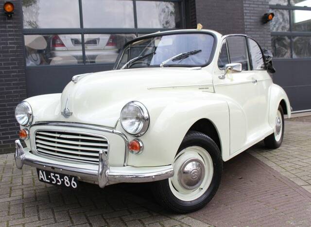 Image 1/7 of Morris Minor 1000 (1968)